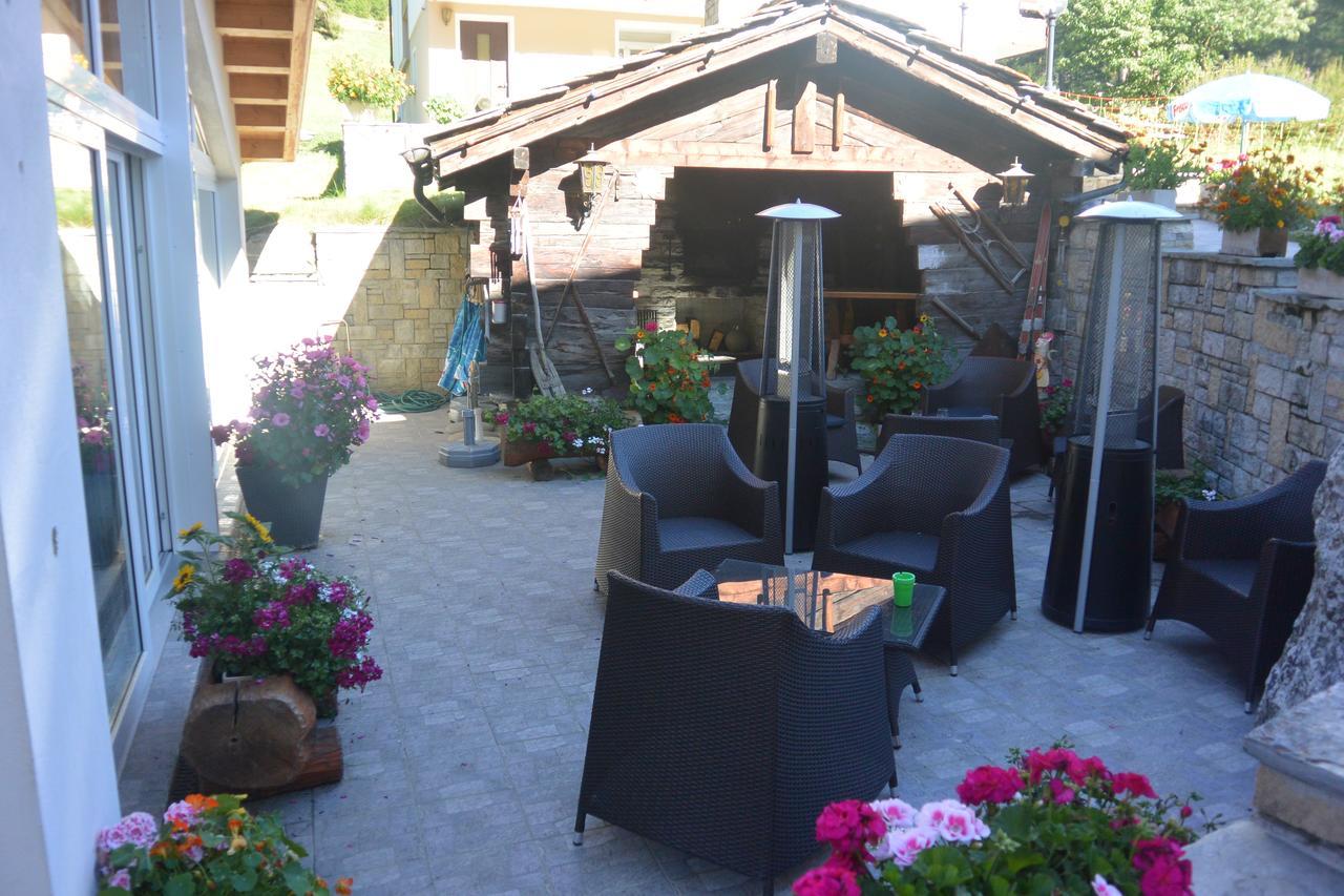Hotel Baergsunnu Saas-Grund Exterior foto